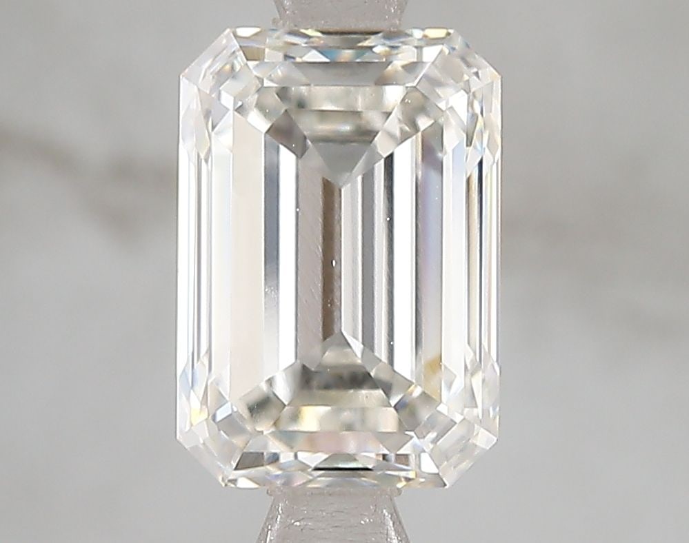 IGI Emerald 3.01ct H VVS2 - Loose Lab Diamond: IGI Emerald 3.01ct H VVS2 - Loose Lab Diamond Item Specifics: Source: This Is A Real Diamond Grown In A Lab Not Mined. Carat: 3.01 Cut: - Color: H Clarity: VVS2 Polish: EX Symmetry: EX Measurements: 9