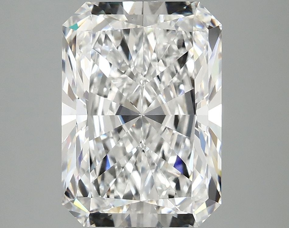 IGI Radiant 4.08ct E VVS2 - Loose Lab Diamond: IGI Radiant 4.08ct E VVS2 - Loose Lab Diamond Item Specifics: Source: This Is A Real Diamond Grown In A Lab Not Mined. Carat: 4.08 Cut: - Color: E Clarity: VVS2 Polish: EX Symmetry: EX Measurements: 1