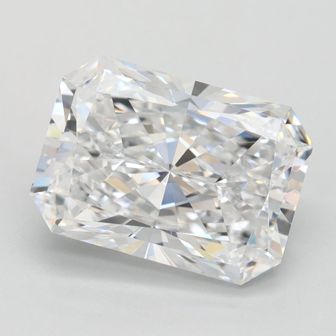 IGI Radiant 3.19ct D IF - Loose Lab Diamond: IGI Radiant 3.19ct D IF - Loose Lab Diamond Item Specifics: Source: This Is A Real Diamond Grown In A Lab Not Mined. Carat: 3.19 Cut: - Color: D Clarity: IF Polish: EX Symmetry: EX Measurements: