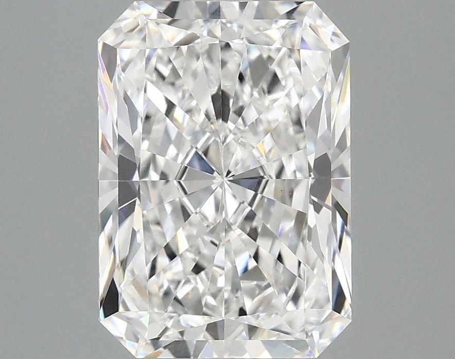 IGI Radiant 3.08ct E VVS2 - Loose Lab Diamond: IGI Radiant 3.08ct E VVS2 - Loose Lab Diamond Item Specifics: Source: This Is A Real Diamond Grown In A Lab Not Mined. Carat: 3.08 Cut: - Color: E Clarity: VVS2 Polish: EX Symmetry: EX Measurements: 1
