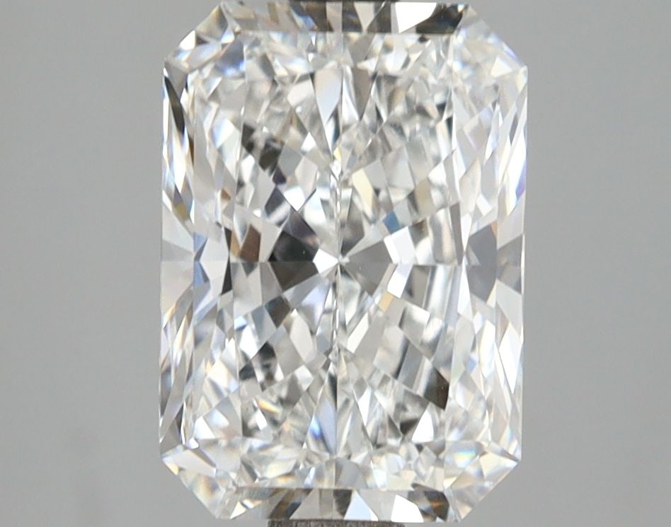 IGI Radiant 3.03ct D VVS2 - Loose Lab Diamond: IGI Radiant 3.03ct D VVS2 - Loose Lab Diamond Item Specifics: Source: This Is A Real Diamond Grown In A Lab Not Mined. Carat: 3.03 Cut: - Color: D Clarity: VVS2 Polish: EX Symmetry: EX Measurements: 1