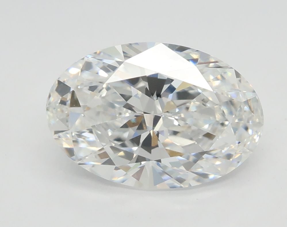 GIA Oval 2.06ct E VVS2 - Loose Lab Diamond: GIA Oval 2.06ct E VVS2 - Loose Lab Diamond Item Specifics: Source: This Is A Real Diamond Grown In A Lab Not Mined. Carat: 2.06 Cut: - Color: E Clarity: VVS2 Polish: EX Symmetry: EX Measurements: