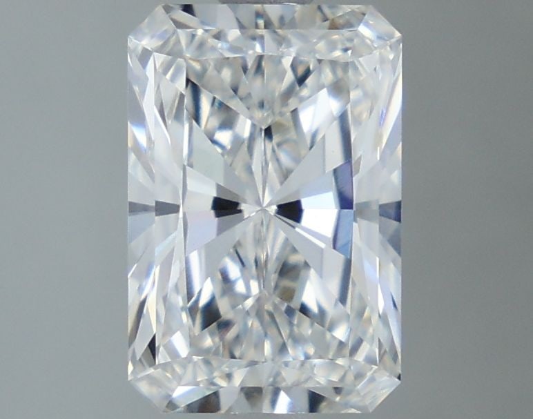 IGI Radiant 2.09ct E VVS2 - Loose Lab Diamond: IGI Radiant 2.09ct E VVS2 - Loose Lab Diamond Item Specifics: Source: This Is A Real Diamond Grown In A Lab Not Mined. Carat: 2.09 Cut: - Color: E Clarity: VVS2 Polish: EX Symmetry: EX Measurements: 9