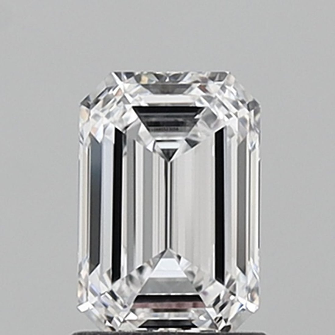 IGI Emerald 1.41ct E VVS2 - Loose Lab Diamond: IGI Emerald 1.41ct E VVS2 - Loose Lab Diamond Item Specifics: Source: This Is A Real Diamond Grown In A Lab Not Mined. Carat: 1.41 Cut: - Color: E Clarity: VVS2 Polish: EX Symmetry: EX Measurements: 7