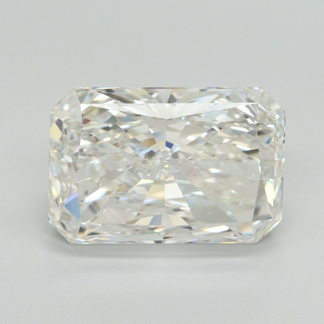 IGI Radiant 10.18ct F VVS2 - Loose Lab Diamond: IGI Radiant 10.18ct F VVS2 - Loose Lab Diamond Item Specifics: Source: This Is A Real Diamond Grown In A Lab Not Mined. Carat: 10.18 Cut: - Color: F Clarity: VVS2 Polish: EX Symmetry: EX Measurements: