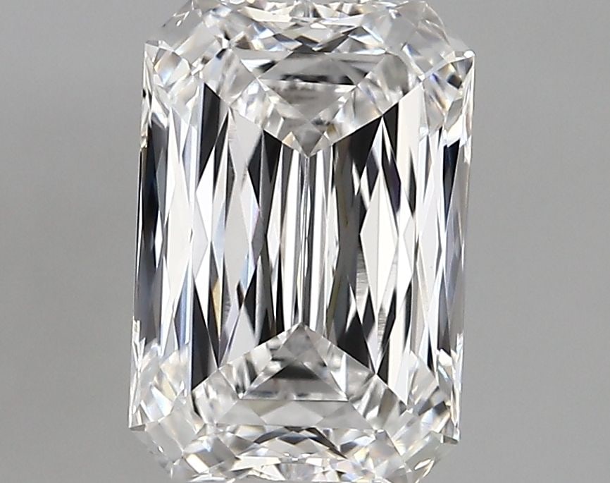 IGI Radiant 2.82ct E VVS2 - Loose Lab Diamond: IGI Radiant 2.82ct E VVS2 - Loose Lab Diamond Item Specifics: Source: This Is A Real Diamond Grown In A Lab Not Mined. Carat: 2.82 Cut: - Color: E Clarity: VVS2 Polish: EX Symmetry: EX Measurements: 9