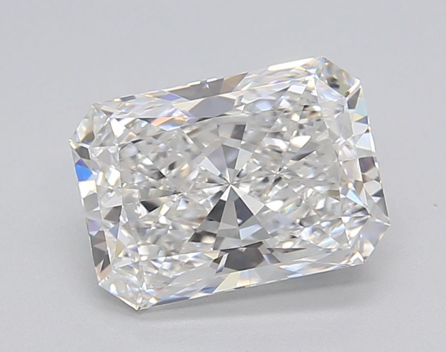 GIA Radiant 2.01ct E VVS2 - Loose Lab Diamond: GIA Radiant 2.01ct E VVS2 - Loose Lab Diamond Item Specifics: Source: This Is A Real Diamond Grown In A Lab Not Mined. Carat: 2.01 Cut: - Color: E Clarity: VVS2 Polish: EX Symmetry: EX Measurements: 8