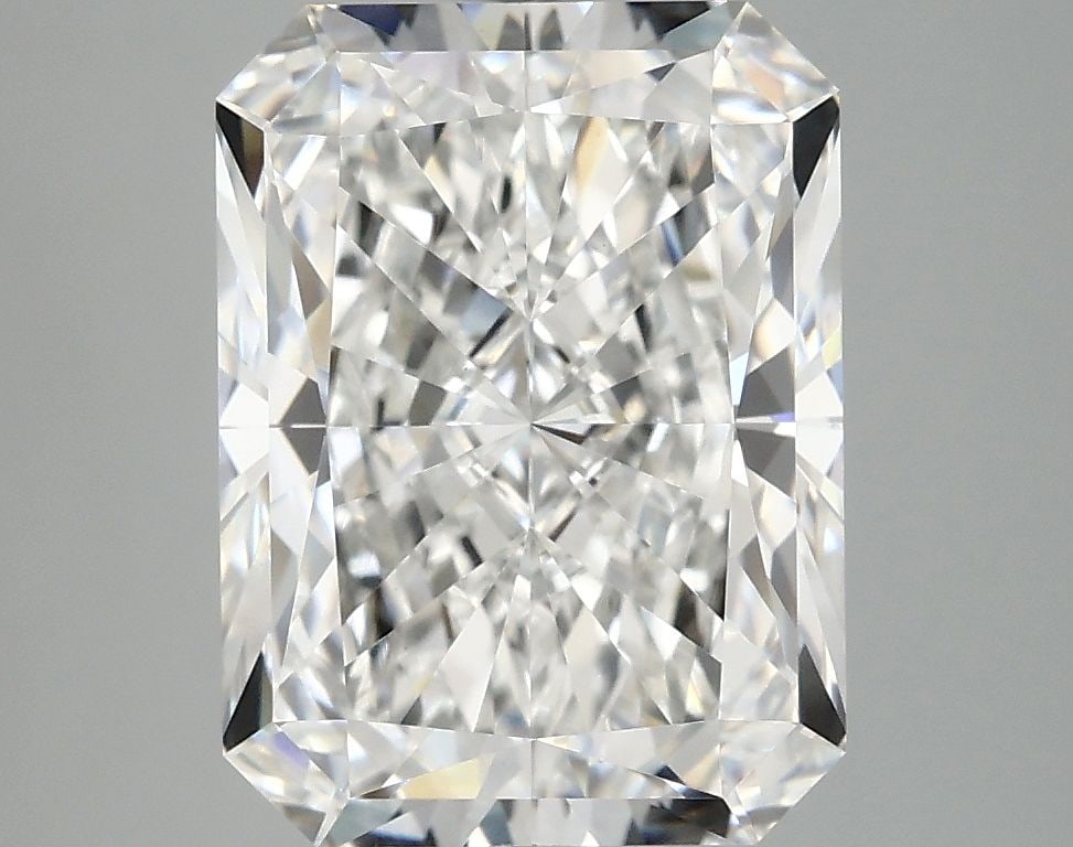 IGI Radiant 4.72ct F VVS2 - Loose Lab Diamond: IGI Radiant 4.72ct F VVS2 - Loose Lab Diamond Item Specifics: Source: This Is A Real Diamond Grown In A Lab Not Mined. Carat: 4.72 Cut: - Color: F Clarity: VVS2 Polish: EX Symmetry: EX Measurements: 1
