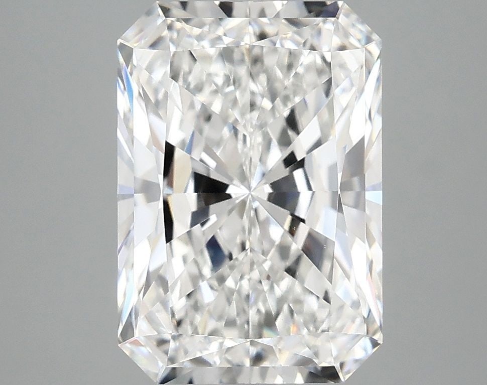 IGI Radiant 4.01ct E VVS2 - Loose Lab Diamond: IGI Radiant 4.01ct E VVS2 - Loose Lab Diamond Item Specifics: Source: This Is A Real Diamond Grown In A Lab Not Mined. Carat: 4.01 Cut: - Color: E Clarity: VVS2 Polish: EX Symmetry: EX Measurements: 1