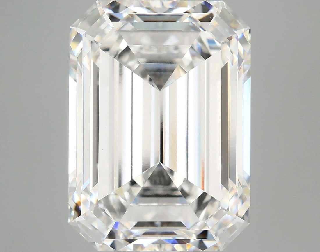 IGI Emerald 10.17ct E VVS2 - Loose Lab Diamond: IGI Emerald 10.17ct E VVS2 - Loose Lab Diamond Item Specifics: Source: This Is A Real Diamond Grown In A Lab Not Mined. Carat: 10.17 Cut: - Color: E Clarity: VVS2 Polish: EX Symmetry: EX Measurements: