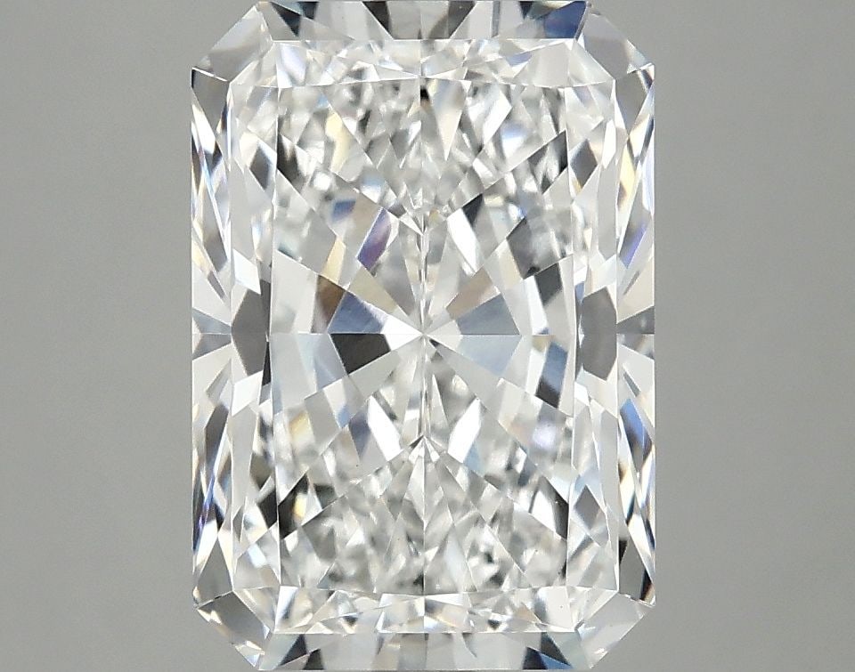 IGI Radiant 4.05ct E VVS2 - Loose Lab Diamond: IGI Radiant 4.05ct E VVS2 - Loose Lab Diamond Item Specifics: Source: This Is A Real Diamond Grown In A Lab Not Mined. Carat: 4.05 Cut: - Color: E Clarity: VVS2 Polish: EX Symmetry: EX Measurements: 1
