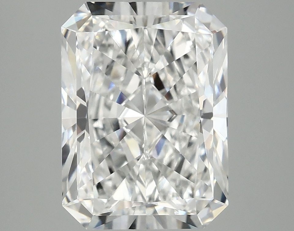 IGI Radiant 3.98ct E VVS1 - Loose Lab Diamond: IGI Radiant 3.98ct E VVS1 - Loose Lab Diamond Item Specifics: Source: This Is A Real Diamond Grown In A Lab Not Mined. Carat: 3.98 Cut: - Color: E Clarity: VVS1 Polish: EX Symmetry: EX Measurements: 1