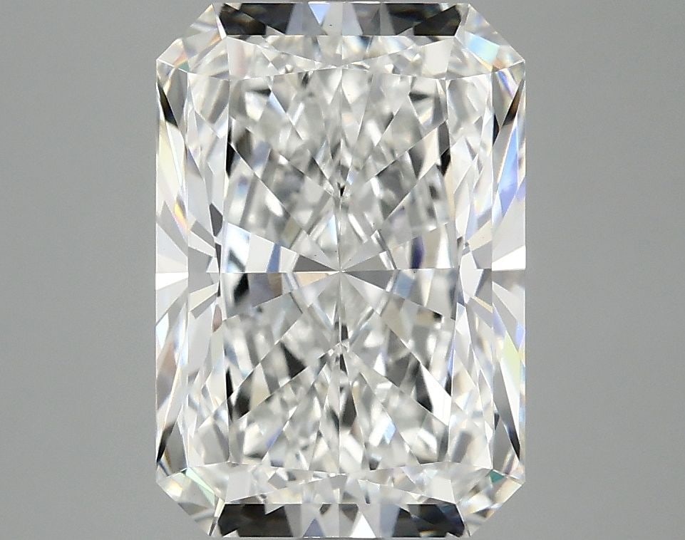IGI Radiant 3.92ct E VVS2 - Loose Lab Diamond: IGI Radiant 3.92ct E VVS2 - Loose Lab Diamond Item Specifics: Source: This Is A Real Diamond Grown In A Lab Not Mined. Carat: 3.92 Cut: - Color: E Clarity: VVS2 Polish: EX Symmetry: EX Measurements: 1