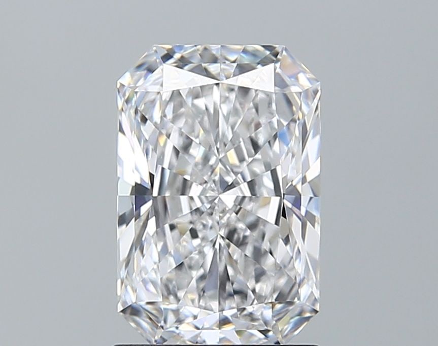 IGI Radiant 1.51ct E VVS2 - Loose Lab Diamond: IGI Radiant 1.51ct E VVS2 - Loose Lab Diamond Item Specifics: Source: This Is A Real Diamond Grown In A Lab Not Mined. Carat: 1.51 Cut: - Color: E Clarity: VVS2 Polish: EX Symmetry: EX Measurements: