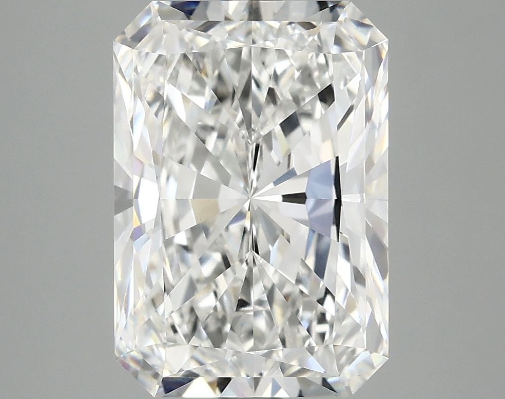 IGI Radiant 4.1ct E VVS2 - Loose Lab Diamond: IGI Radiant 4.1ct E VVS2 - Loose Lab Diamond Item Specifics: Source: This Is A Real Diamond Grown In A Lab Not Mined. Carat: 4.1 Cut: - Color: E Clarity: VVS2 Polish: EX Symmetry: EX Measurements: