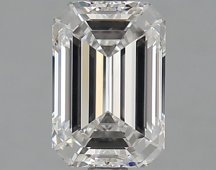 GIA Emerald 2.09ct E VVS2 - Loose Lab Diamond: GIA Emerald 2.09ct E VVS2 - Loose Lab Diamond Item Specifics: Source: This Is A Real Diamond Grown In A Lab Not Mined. Carat: 2.09 Cut: - Color: E Clarity: VVS2 Polish: EX Symmetry: EX Measurements: 8
