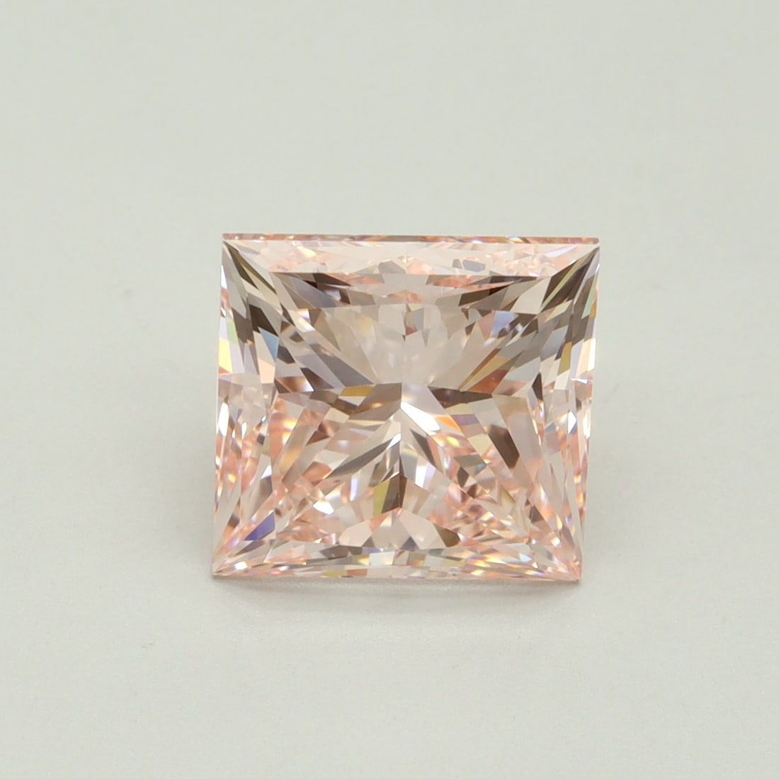 IGI Princess 4.02ct Fancy Intense Pink VVS2 - Loose Lab Diamond: IGI Princess 4.02ct Fancy Intense Pink VVS2 - Loose Lab Diamond Item Specifics: Source: This Is A Real Diamond Grown In A Lab Not Mined. Carat: 4.02 Cut: - Color: Fancy Intense Pink Clarity: VVS2 Poli
