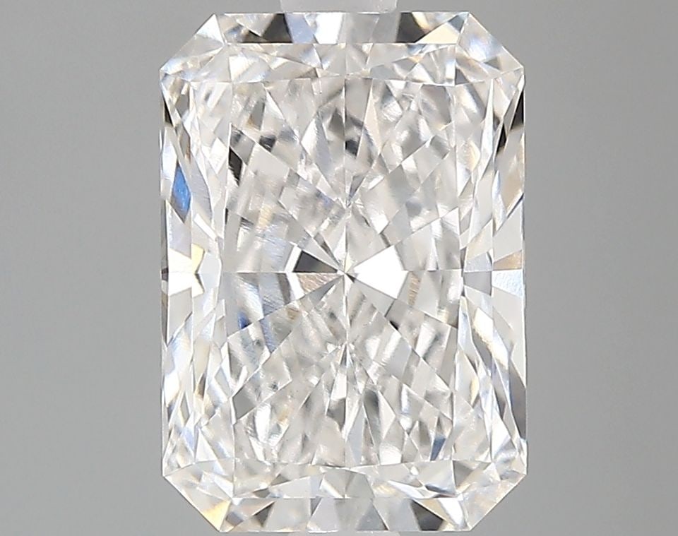 IGI Radiant 2.06ct E VVS2 - Loose Lab Diamond: IGI Radiant 2.06ct E VVS2 - Loose Lab Diamond Item Specifics: Source: This Is A Real Diamond Grown In A Lab Not Mined. Carat: 2.06 Cut: - Color: E Clarity: VVS2 Polish: EX Symmetry: EX Measurements: 9