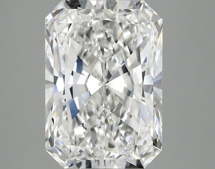 IGI Radiant 3.08ct E VVS2 - Loose Lab Diamond: IGI Radiant 3.08ct E VVS2 - Loose Lab Diamond Item Specifics: Source: This Is A Real Diamond Grown In A Lab Not Mined. Carat: 3.08 Cut: - Color: E Clarity: VVS2 Polish: EX Symmetry: EX Measurements: