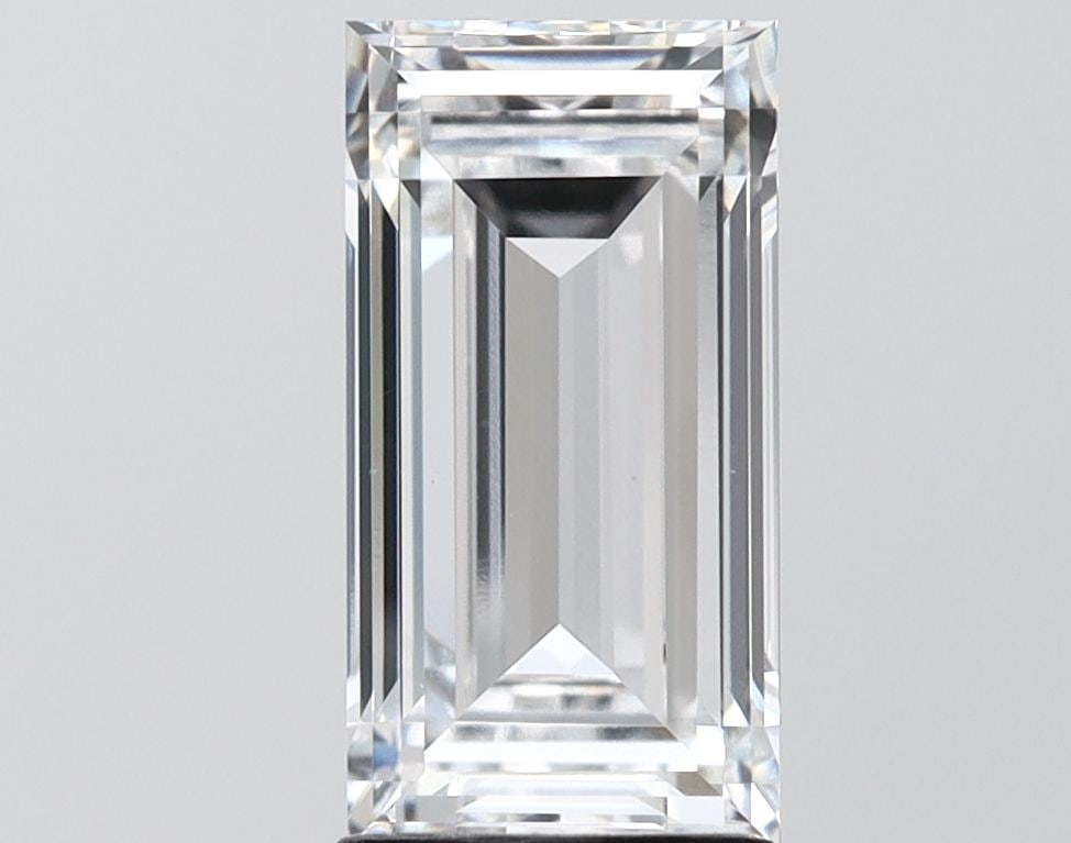IGI Baguette 2.7ct D VVS2 - Loose Lab Diamond: IGI Baguette 2.7ct D VVS2 - Loose Lab Diamond Item Specifics: Source: This Is A Real Diamond Grown In A Lab Not Mined. Carat: 2.7 Cut: - Color: D Clarity: VVS2 Polish: EX Symmetry: EX Measurements: 11