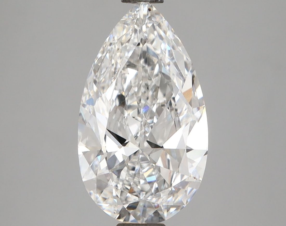 IGI Pear 2.42ct E VVS1 - Loose Lab Diamond: IGI Pear 2.42ct E VVS1 - Loose Lab Diamond Item Specifics: Source: This Is A Real Diamond Grown In A Lab Not Mined. Carat: 2.42 Cut: - Color: E Clarity: VVS1 Polish: EX Symmetry: EX Measurements: 12.8