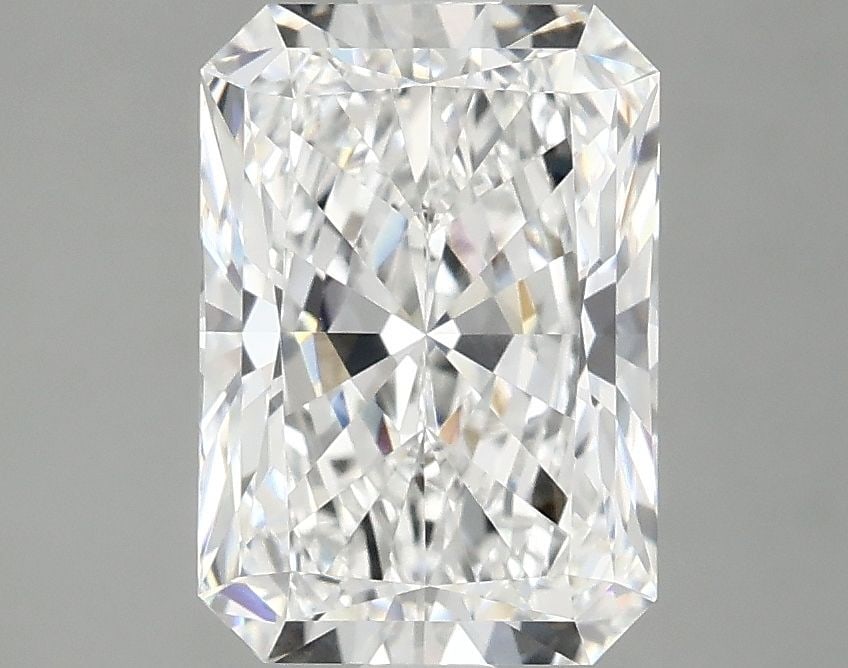 IGI Radiant 2.59ct D VVS2 - Loose Lab Diamond: IGI Radiant 2.59ct D VVS2 - Loose Lab Diamond Item Specifics: Source: This Is A Real Diamond Grown In A Lab Not Mined. Carat: 2.59 Cut: - Color: D Clarity: VVS2 Polish: EX Symmetry: EX Measurements: 9