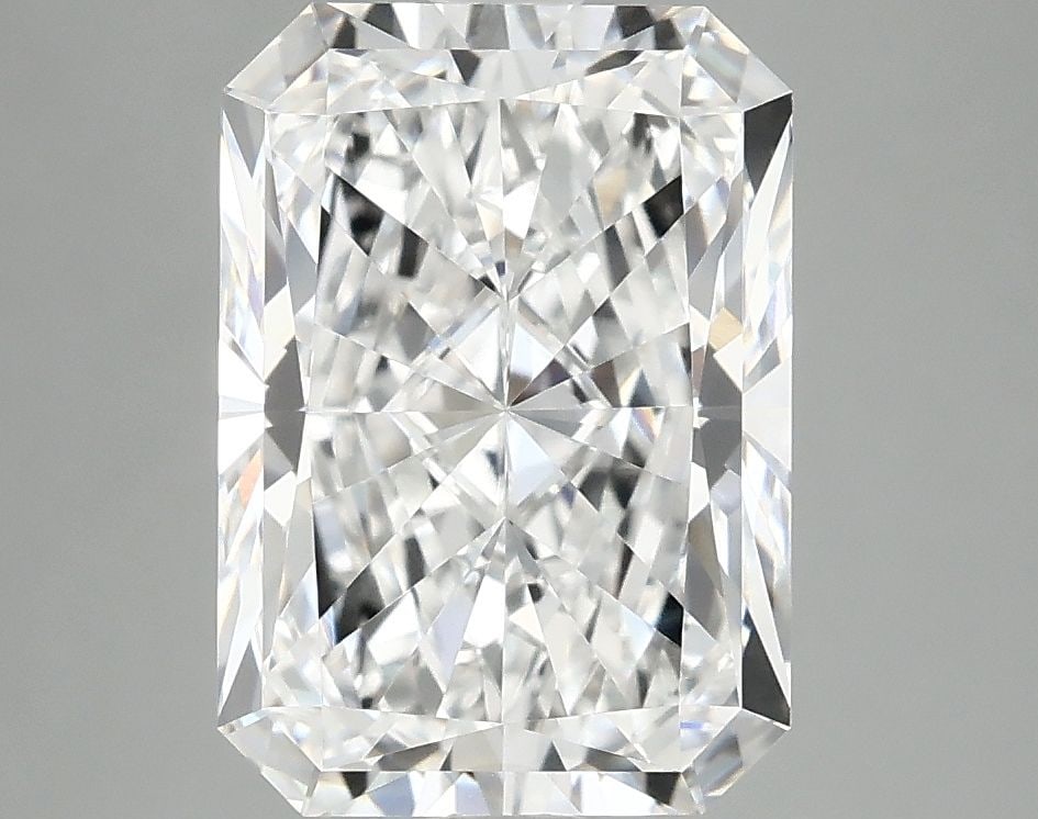 IGI Radiant 3.96ct D VVS2 - Loose Lab Diamond: IGI Radiant 3.96ct D VVS2 - Loose Lab Diamond Item Specifics: Source: This Is A Real Diamond Grown In A Lab Not Mined. Carat: 3.96 Cut: - Color: D Clarity: VVS2 Polish: EX Symmetry: EX Measurements: 1