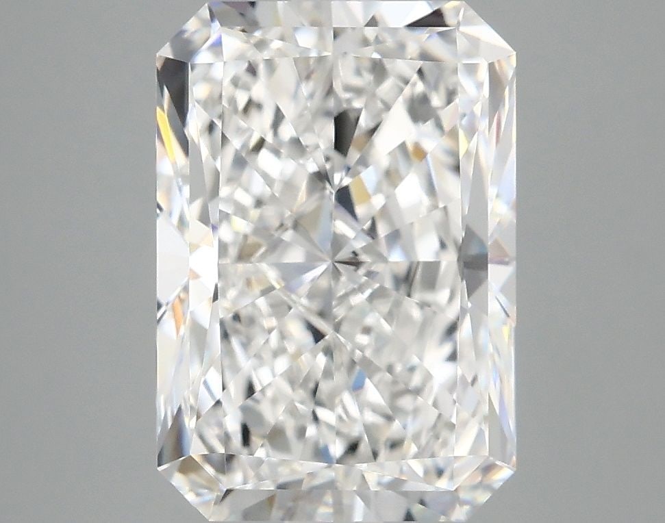 IGI Radiant 4.14ct E VVS2 - Loose Lab Diamond: IGI Radiant 4.14ct E VVS2 - Loose Lab Diamond Item Specifics: Source: This Is A Real Diamond Grown In A Lab Not Mined. Carat: 4.14 Cut: - Color: E Clarity: VVS2 Polish: EX Symmetry: EX Measurements: 1
