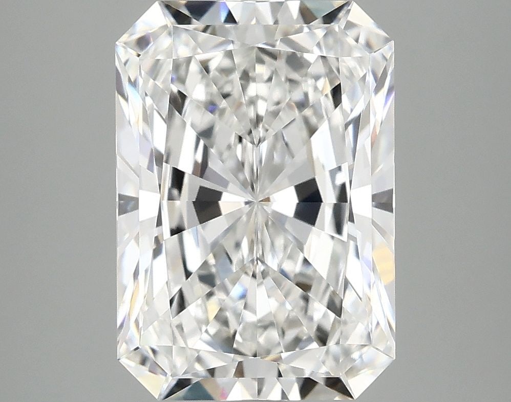 IGI Radiant 4.05ct E VVS2 - Loose Lab Diamond: IGI Radiant 4.05ct E VVS2 - Loose Lab Diamond Item Specifics: Source: This Is A Real Diamond Grown In A Lab Not Mined. Carat: 4.05 Cut: - Color: E Clarity: VVS2 Polish: EX Symmetry: EX Measurements: 1