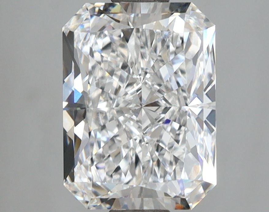 IGI Radiant 2.51ct D IF - Loose Lab Diamond: IGI Radiant 2.51ct D IF - Loose Lab Diamond Item Specifics: Source: This Is A Real Diamond Grown In A Lab Not Mined. Carat: 2.51 Cut: - Color: D Clarity: IF Polish: EX Symmetry: EX Measurements: 9.26L