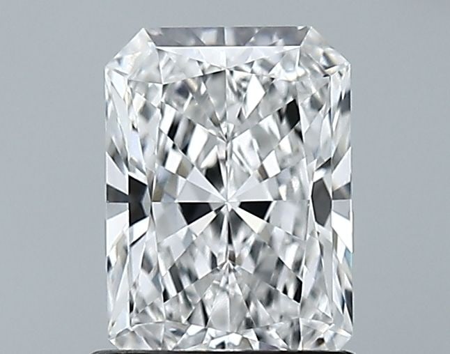 GIA Radiant 1.18ct E VVS2 - Loose Lab Diamond: GIA Radiant 1.18ct E VVS2 - Loose Lab Diamond Item Specifics: Source: This Is A Real Diamond Grown In A Lab Not Mined. Carat: 1.18 Cut: - Color: E Clarity: VVS2 Polish: EX Symmetry: EX Measurements: 7