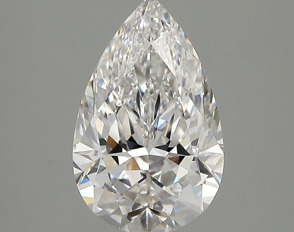 GIA Pear 2.2ct E VVS2 - Loose Lab Diamond: GIA Pear 2.2ct E VVS2 - Loose Lab Diamond Item Specifics: Source: This Is A Real Diamond Grown In A Lab Not Mined. Carat: 2.2 Cut: - Color: E Clarity: VVS2 Polish: EX Symmetry: EX Measurements: 11.36L