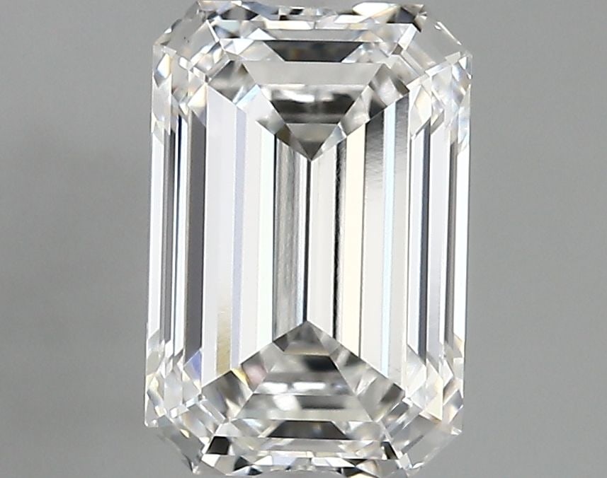 IGI Emerald 2.6ct E VVS2 - Loose Lab Diamond: IGI Emerald 2.6ct E VVS2 - Loose Lab Diamond Item Specifics: Source: This Is A Real Diamond Grown In A Lab Not Mined. Carat: 2.6 Cut: - Color: E Clarity: VVS2 Polish: EX Symmetry: EX Measurements: 9.6