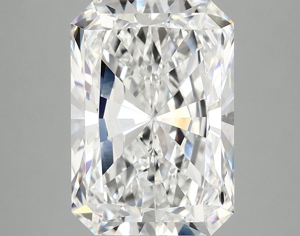 IGI Radiant 4.1ct E VVS2 - Loose Lab Diamond: IGI Radiant 4.1ct E VVS2 - Loose Lab Diamond Item Specifics: Source: This Is A Real Diamond Grown In A Lab Not Mined. Carat: 4.1 Cut: - Color: E Clarity: VVS2 Polish: EX Symmetry: EX Measurements: 11.