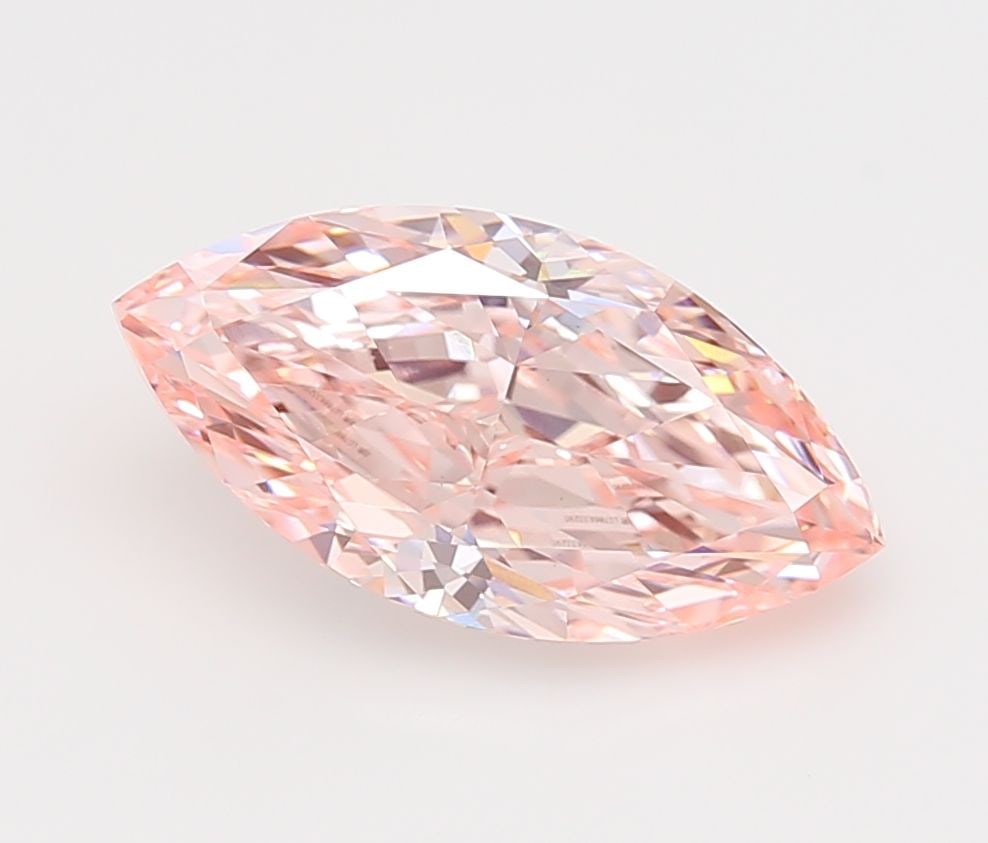 IGI Marquise 3.8ct Fancy Vivid Pink VVS2 - Loose Lab Diamond: IGI Marquise 3.8ct Fancy Vivid Pink VVS2 - Loose Lab Diamond Item Specifics: Source: This Is A Real Diamond Grown In A Lab Not Mined. Carat: 3.8 Cut: - Color: Fancy Vivid Pink Clarity: VVS2 Polish: