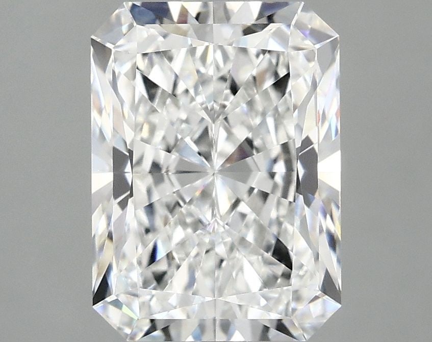 IGI Radiant 3.1ct E VVS2 - Loose Lab Diamond: IGI Radiant 3.1ct E VVS2 - Loose Lab Diamond Item Specifics: Source: This Is A Real Diamond Grown In A Lab Not Mined. Carat: 3.1 Cut: - Color: E Clarity: VVS2 Polish: EX Symmetry: EX Measurements: 9.8