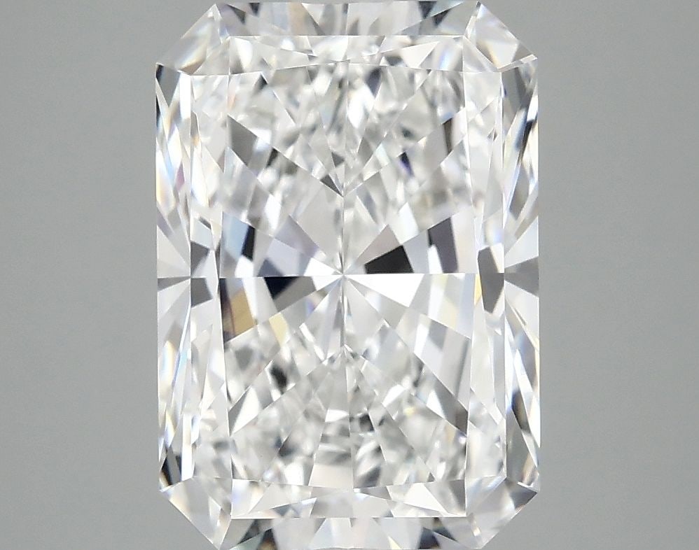 IGI Radiant 4.08ct D VVS2 - Loose Lab Diamond: IGI Radiant 4.08ct D VVS2 - Loose Lab Diamond Item Specifics: Source: This Is A Real Diamond Grown In A Lab Not Mined. Carat: 4.08 Cut: - Color: D Clarity: VVS2 Polish: EX Symmetry: EX Measurements: 1
