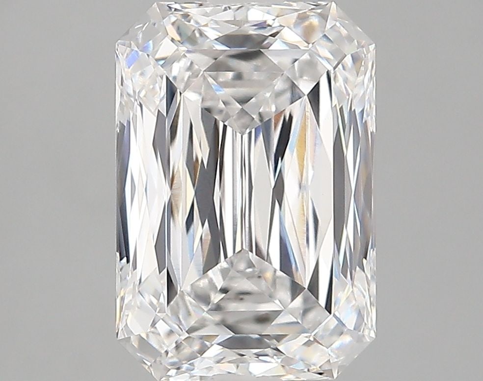 IGI Radiant 4.07ct E VVS1 - Loose Lab Diamond: IGI Radiant 4.07ct E VVS1 - Loose Lab Diamond Item Specifics: Source: This Is A Real Diamond Grown In A Lab Not Mined. Carat: 4.07 Cut: - Color: E Clarity: VVS1 Polish: EX Symmetry: EX Measurements: 1