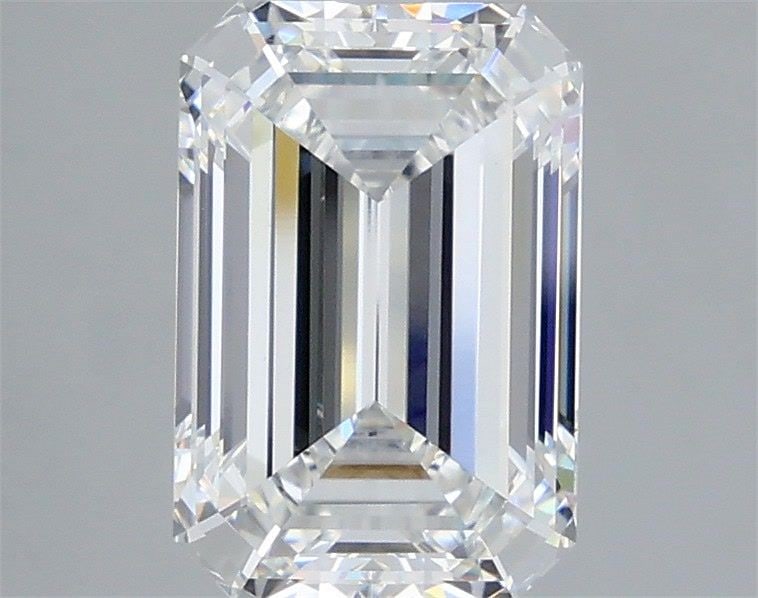 IGI Emerald 3.3ct E VVS2 - Loose Lab Diamond: IGI Emerald 3.3ct E VVS2 - Loose Lab Diamond Item Specifics: Source: This Is A Real Diamond Grown In A Lab Not Mined. Carat: 3.3 Cut: - Color: E Clarity: VVS2 Polish: EX Symmetry: EX Measurements: 10.
