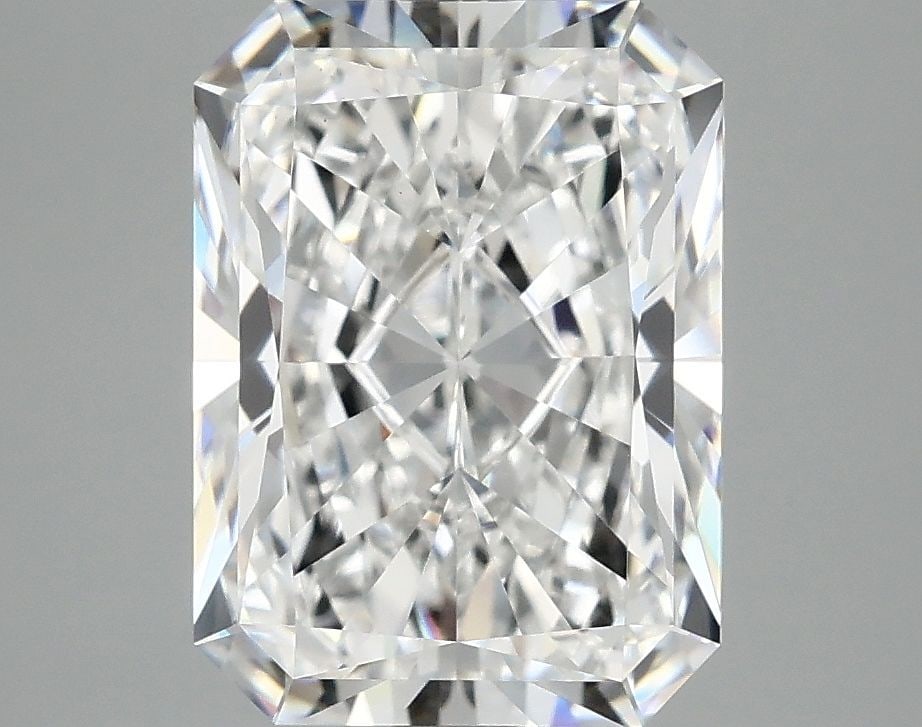 IGI Radiant 4.18ct E VVS2 - Loose Lab Diamond: IGI Radiant 4.18ct E VVS2 - Loose Lab Diamond Item Specifics: Source: This Is A Real Diamond Grown In A Lab Not Mined. Carat: 4.18 Cut: - Color: E Clarity: VVS2 Polish: EX Symmetry: EX Measurements: 1