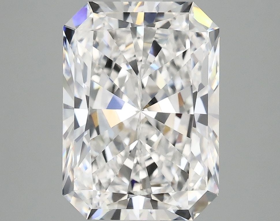 IGI Radiant 4.05ct E VVS2 - Loose Lab Diamond: IGI Radiant 4.05ct E VVS2 - Loose Lab Diamond Item Specifics: Source: This Is A Real Diamond Grown In A Lab Not Mined. Carat: 4.05 Cut: - Color: E Clarity: VVS2 Polish: EX Symmetry: EX Measurements: 1