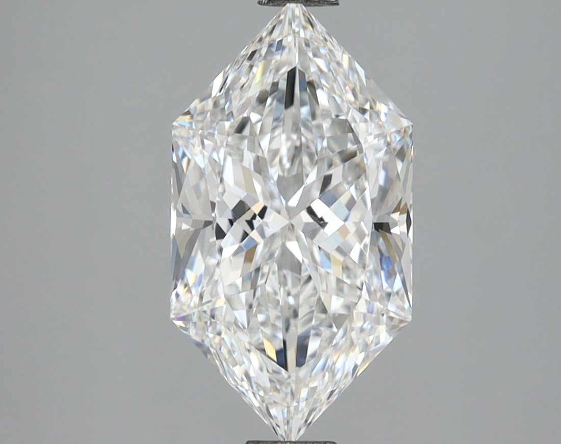 IGI Hexagonal 2.59ct E VVS2 - Loose Lab Diamond: IGI Hexagonal 2.59ct E VVS2 - Loose Lab Diamond Item Specifics: Source: This Is A Real Diamond Grown In A Lab Not Mined. Carat: 2.59 Cut: - Color: E Clarity: VVS2 Polish: EX Symmetry: EX Measurements: