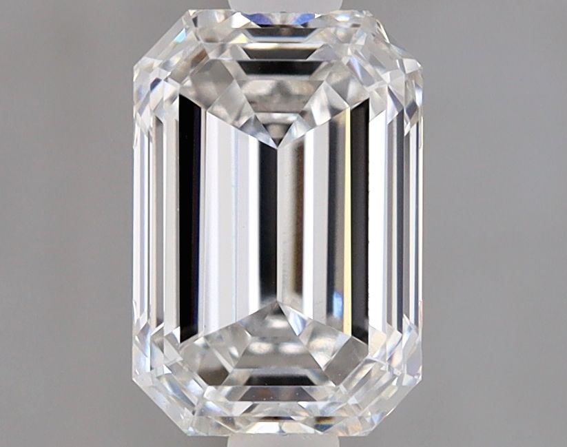 IGI Emerald 1.29ct E VVS2 - Loose Lab Diamond: IGI Emerald 1.29ct E VVS2 - Loose Lab Diamond Item Specifics: Source: This Is A Real Diamond Grown In A Lab Not Mined. Carat: 1.29 Cut: - Color: E Clarity: VVS2 Polish: EX Symmetry: VG Measurements: 7