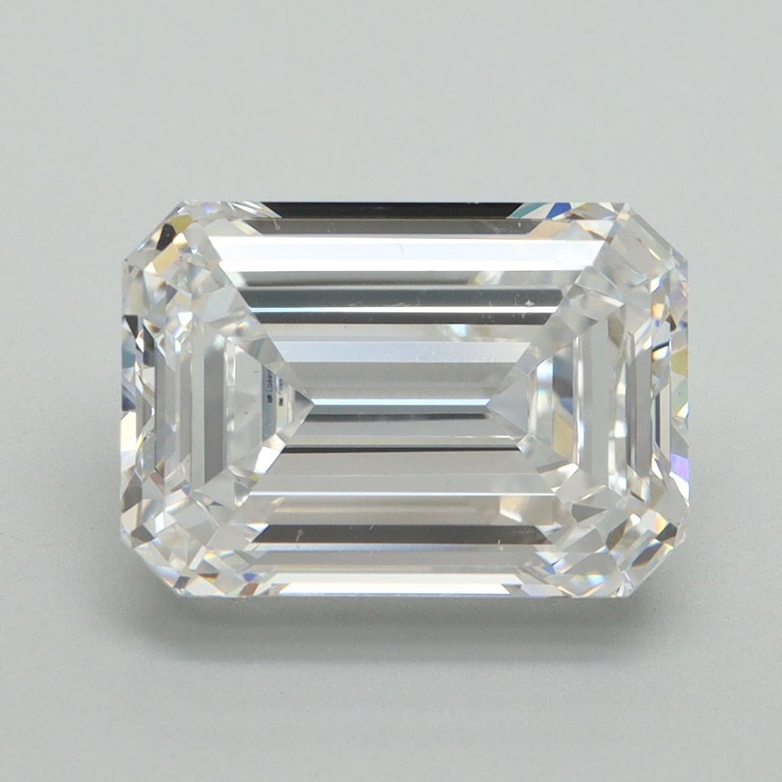 IGI Emerald 4.25ct D VVS2 - Loose Lab Diamond: IGI Emerald 4.25ct D VVS2 - Loose Lab Diamond Item Specifics: Source: This Is A Real Diamond Grown In A Lab Not Mined. Carat: 4.25 Cut: - Color: D Clarity: VVS2 Polish: EX Symmetry: EX Measurements: 1