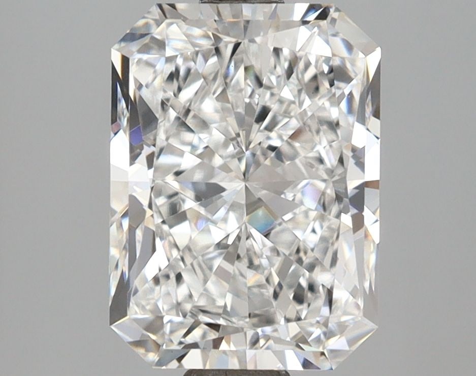 IGI Radiant 2.58ct E VVS2 - Loose Lab Diamond: IGI Radiant 2.58ct E VVS2 - Loose Lab Diamond Item Specifics: Source: This Is A Real Diamond Grown In A Lab Not Mined. Carat: 2.58 Cut: - Color: E Clarity: VVS2 Polish: EX Symmetry: EX Measurements: 9