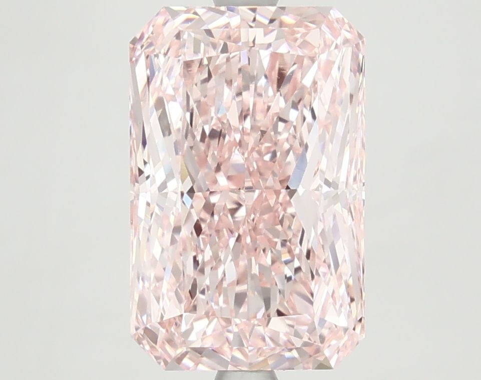 IGI Radiant 4.16ct Fancy Vivid Pink VVS2 - Loose Lab Diamond: IGI Radiant 4.16ct Fancy Vivid Pink VVS2 - Loose Lab Diamond Item Specifics: Source: This Is A Real Diamond Grown In A Lab Not Mined. Carat: 4.16 Cut: - Color: Fancy Vivid Pink Clarity: VVS2 Polish: E