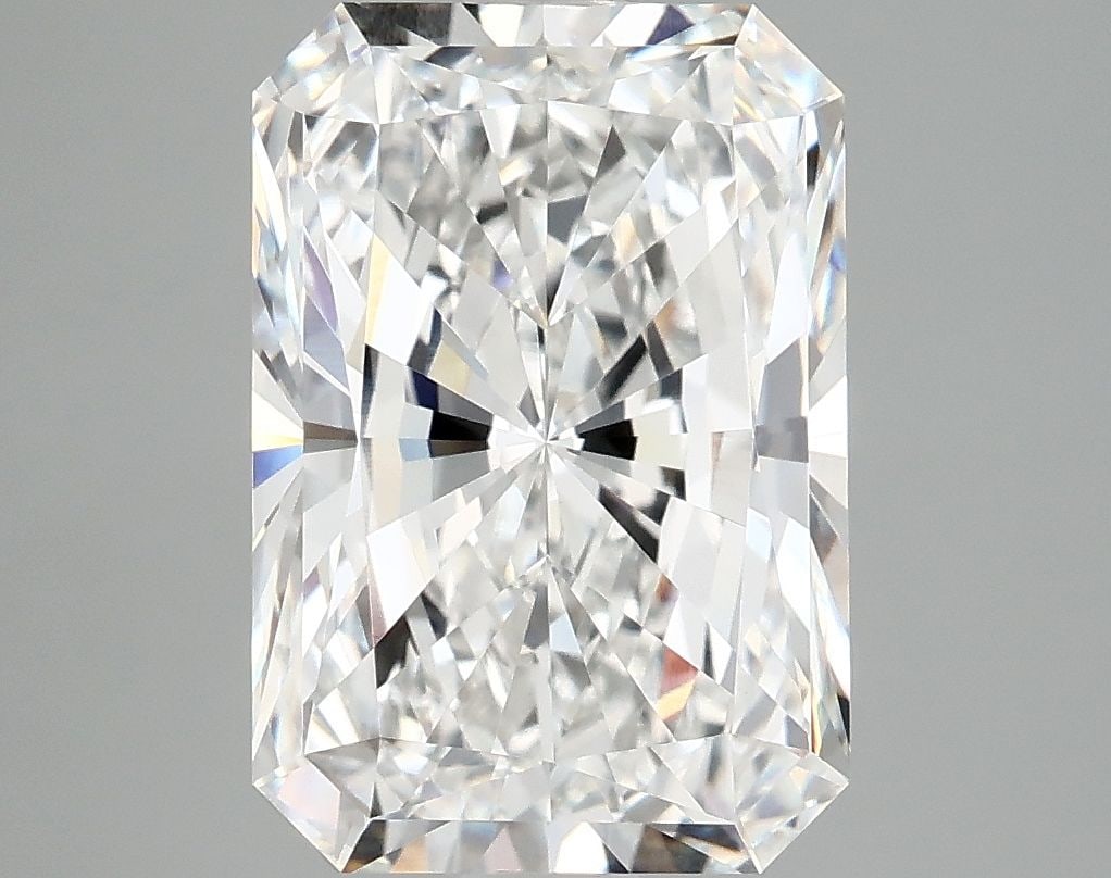 IGI Radiant 4.19ct E VVS2 - Loose Lab Diamond: IGI Radiant 4.19ct E VVS2 - Loose Lab Diamond Item Specifics: Source: This Is A Real Diamond Grown In A Lab Not Mined. Carat: 4.19 Cut: - Color: E Clarity: VVS2 Polish: EX Symmetry: EX Measurements: