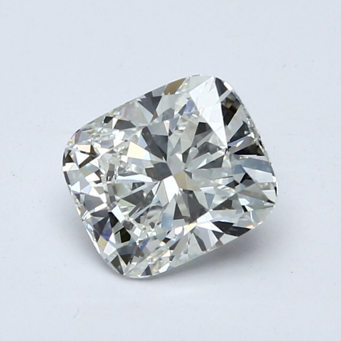IGI Cushion Modified 2.02ct D VVS2 - Loose Lab Diamond: IGI Cushion Modified 2.02ct D VVS2 - Loose Lab Diamond Item Specifics: Source: This Is A Real Diamond Grown In A Lab Not Mined. Carat: 2.02 Cut: - Color: D Clarity: VVS2 Polish: EX Symmetry: EX Measur