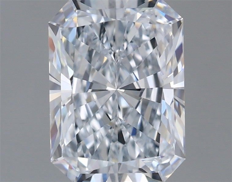 IGI Radiant 1.54ct F VVS1 - Loose Lab Diamond: IGI Radiant 1.54ct F VVS1 - Loose Lab Diamond Item Specifics: Source: This Is A Real Diamond Grown In A Lab Not Mined. Carat: 1.54 Cut: - Color: F Clarity: VVS1 Polish: EX Symmetry: EX Measurements: 8