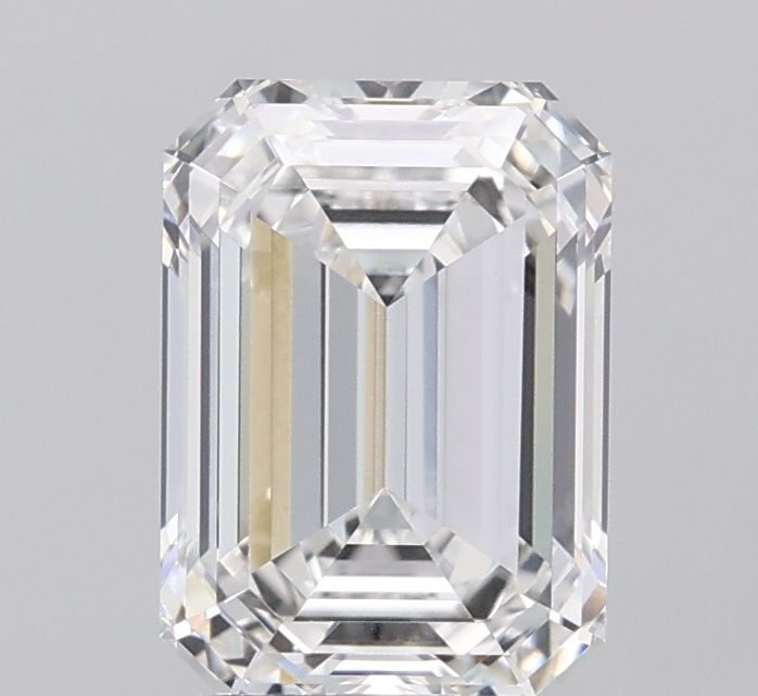 IGI Emerald 2.6ct E VVS2 - Loose Lab Diamond: IGI Emerald 2.6ct E VVS2 - Loose Lab Diamond Item Specifics: Source: This Is A Real Diamond Grown In A Lab Not Mined. Carat: 2.6 Cut: - Color: E Clarity: VVS2 Polish: EX Symmetry: EX Measurements: 9.2